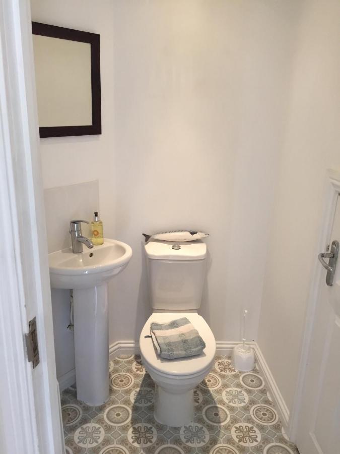 פורט טלבוט Beach Break Aberavon Holiday Home By The Sea מראה חיצוני תמונה