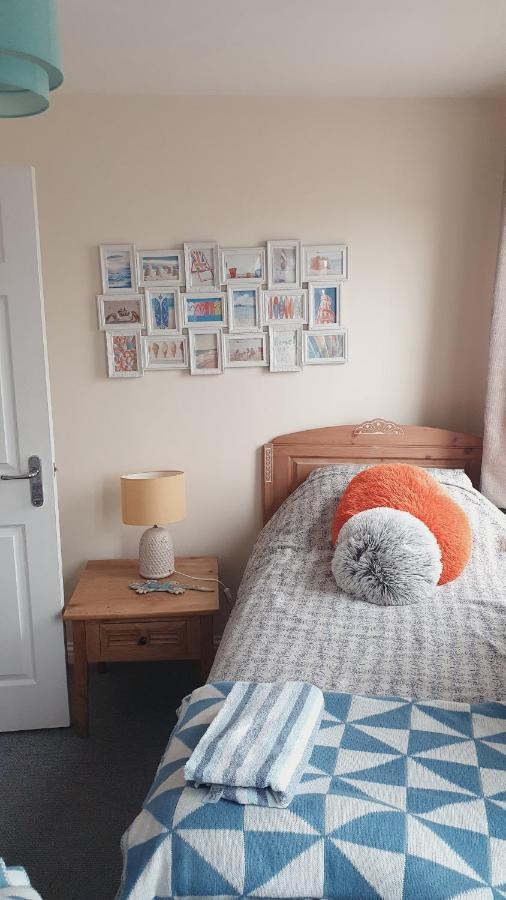 פורט טלבוט Beach Break Aberavon Holiday Home By The Sea מראה חיצוני תמונה