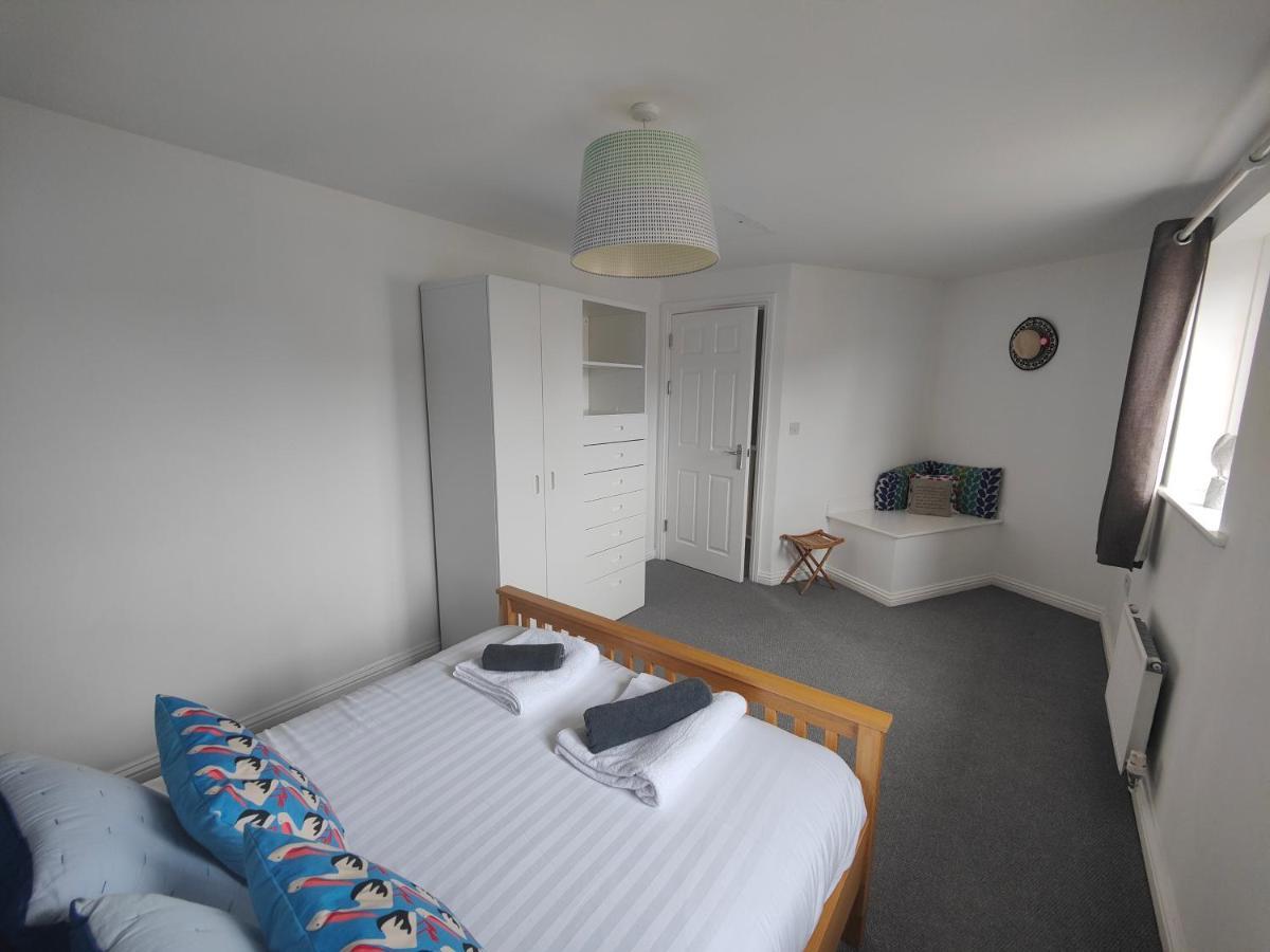 פורט טלבוט Beach Break Aberavon Holiday Home By The Sea מראה חיצוני תמונה